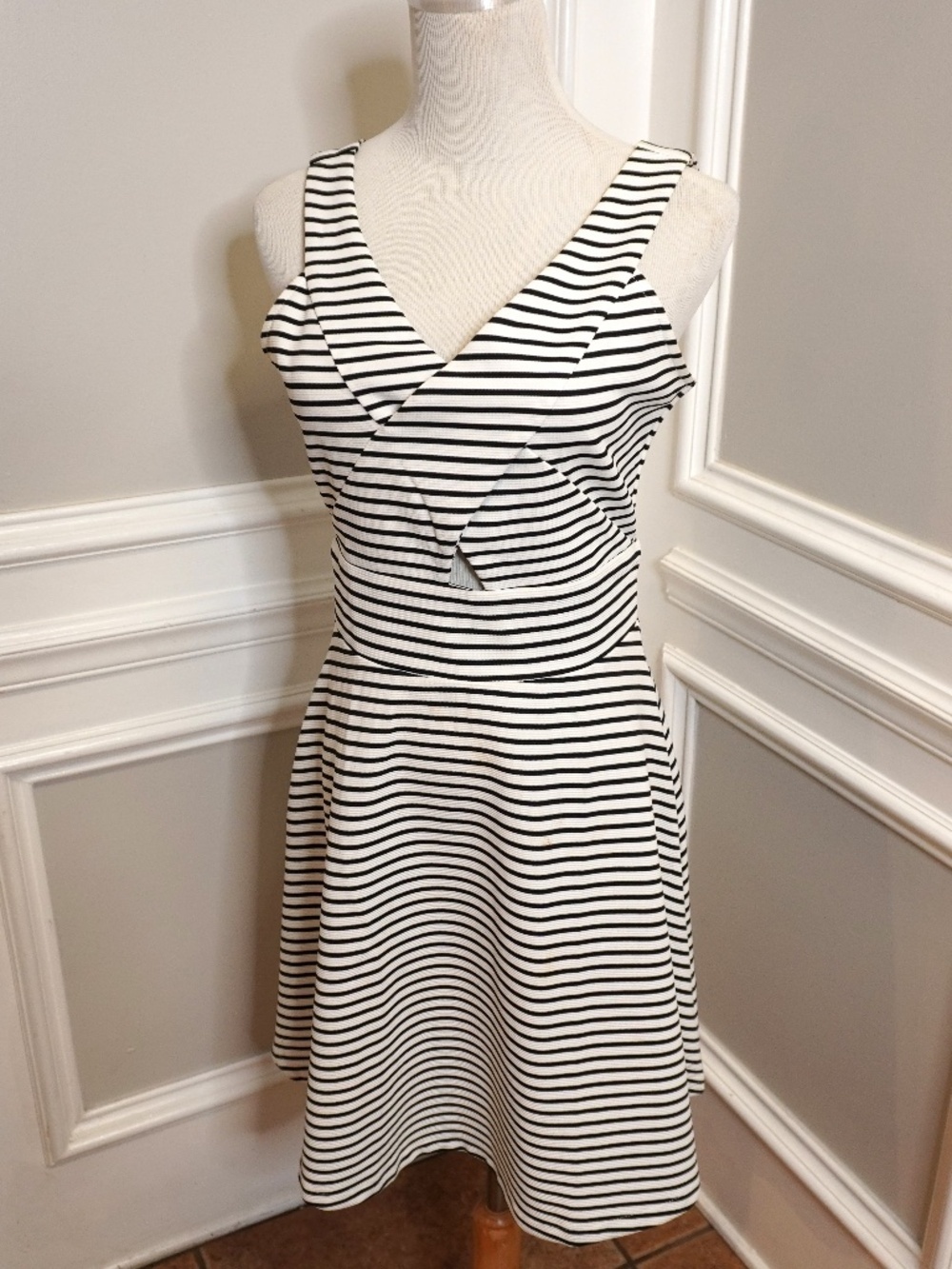 Zinzane Stripped Summer Dress, Size L